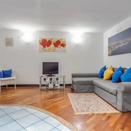 Guesthost - Casa Querida Central & Elegant Flat-2